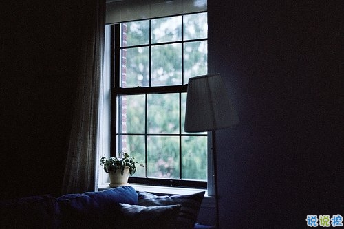 2018每一個(gè)字都描繪特別美的唯美說說配圖 2018超唯美的經(jīng)典說說6