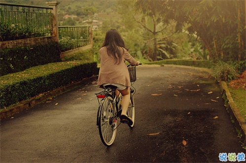 朋友圈用歌詞表達(dá)心情的傷感說說 歌曲表達(dá)傷感心情說說配圖8