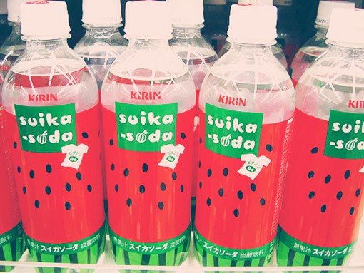 關(guān)于愛情的經(jīng)典精辟說說帶圖片 人一旦愛了一顆心就能百轉(zhuǎn)千回12