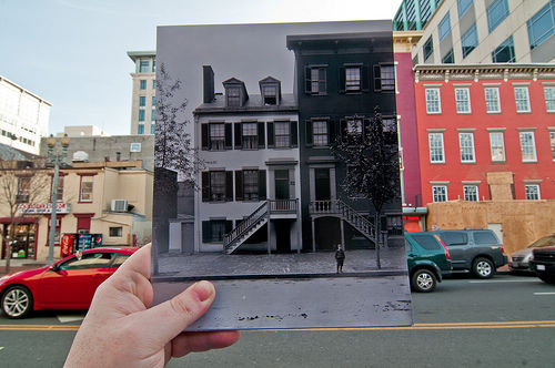 提到愛情有時(shí)會(huì)心痛心碎的傷感說說帶圖片16