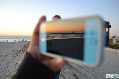 男生無奈心煩的心情短語 心情不好感到悲傷的男生說說1