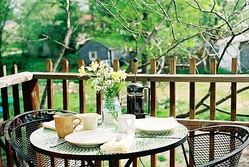 關于夏天的唯美文藝說說帶圖片 夏有彤云蔚然成風4