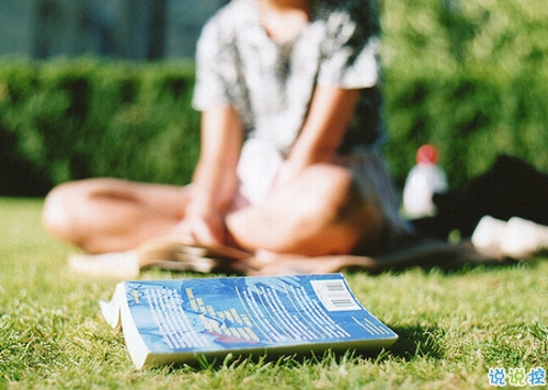 寫給離開喜歡的人的說說 濃烈的傷感涌上心頭的愛情說說2