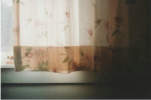 深夜里一個(gè)人心痛的傷感說(shuō)說(shuō)帶圖片 你們九九我八十一難6