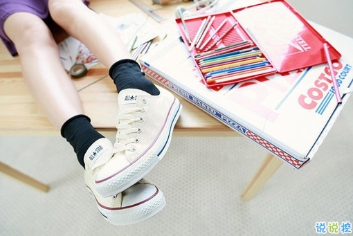 女生治愈系說說簡(jiǎn)短好聽?zhēng)D片 可以幫你療傷的愛情說說3