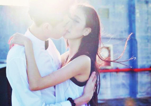 情侶一百天紀(jì)念日說說大全2018 戀愛100天紀(jì)念日說說幸福浪漫1