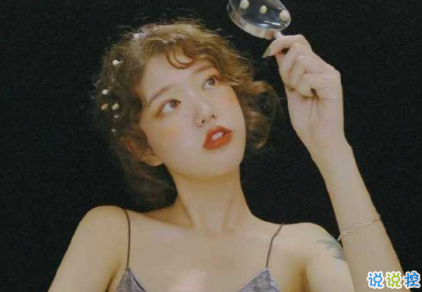 后來才懂得愛情朋友圈說說帶圖片 扎心又現(xiàn)實的關(guān)于愛情說說20183