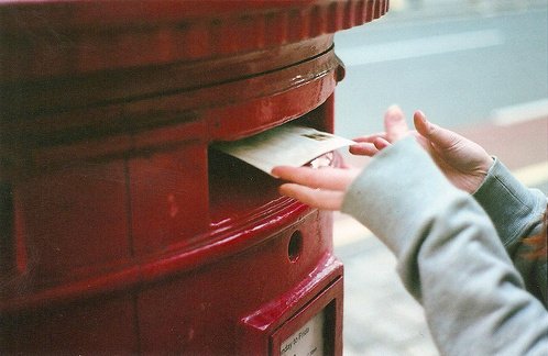 有詩意的簡單但很有內(nèi)涵的說說帶圖片 躲過了爭吵決絕熬不過歲月漫長1