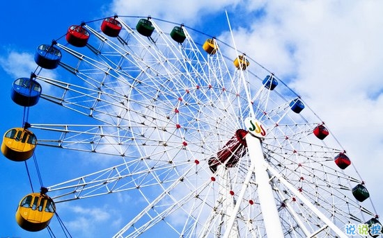 十分經(jīng)典有哲理的句子大全 一語驚醒夢(mèng)中人的說說1