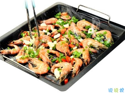 戶外燒烤的開(kāi)心說(shuō)說(shuō)帶圖片 周末一群人燒烤的心情說(shuō)說(shuō)6