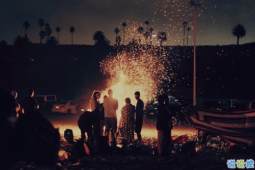 現實又很扎心的一句話經典說說 寫給自己的經典一段話說說1