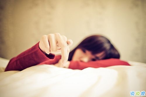 被愛情拋棄的傷感說說2019精選 被愛情傷了心里很不是滋味2