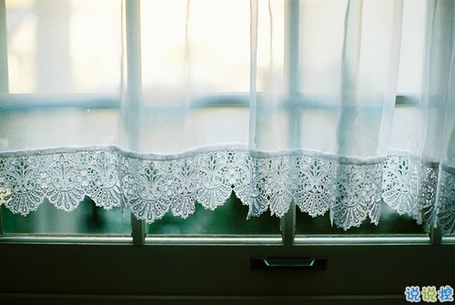 簡(jiǎn)單的一句英文唯美句子 關(guān)于青春的唯美英文句子大全2