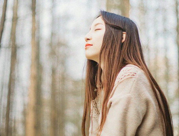 戀愛中會(huì)涌上心頭的小情緒 愛情感情戀愛說說1