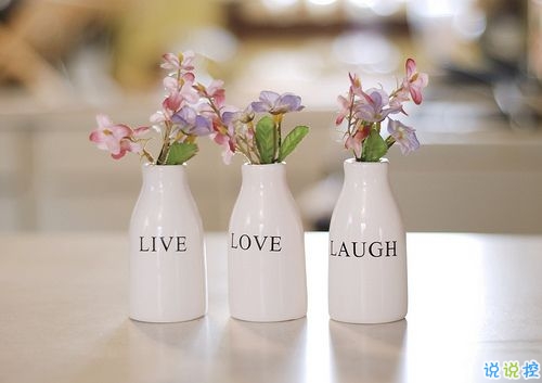 2019四月朋友圈小清新句子帶圖片 四月你好淡淡的陽(yáng)光淡淡的風(fēng)5