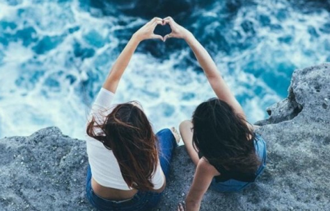 致閨蜜心情圖片說說帶字:感謝在最美的年華遇見你4