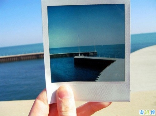 qq說說女生傷感心累了帶圖片 簡短一句話說說女生難過寂寞13