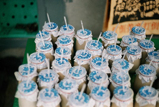 有詩意的簡單但很有內(nèi)涵的說說帶圖片 躲過了爭吵決絕熬不過歲月漫長11