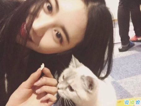 幸福愛情個(gè)性說說大全最新版配圖 2018唯美愛情說說帶圖片15