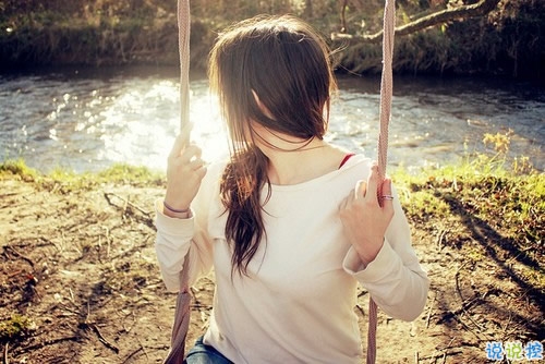 讓人撕心裂肺的唯美說說配圖 愛令人窒息的句子大全帶圖片10