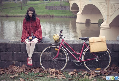 傷感而心痛絕望的說說大全 笑這世界太假笑自己太傻1