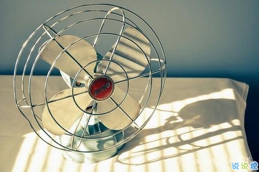 2018勵志有哲理的圖片說說很有道理的那種 每一個在你生命里出現(xiàn)的人都值得感激4