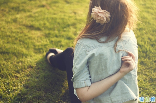 唯美簡單的治愈系說說帶圖片 山月孤寂只是未見我8