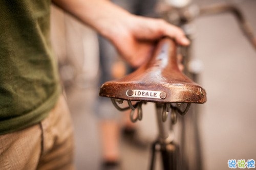 qq日常心情說說溫馨句子 發(fā)自拍照的朋友圈說說簡單點(diǎn)1