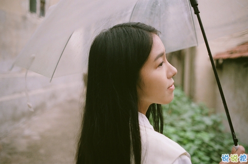 女生超拽霸氣說說配圖大全 現(xiàn)在最火的心酸短句帶圖片8