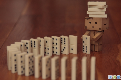 短一點的現(xiàn)實經(jīng)典說說帶圖片 社會很現(xiàn)實道理很真的說說11