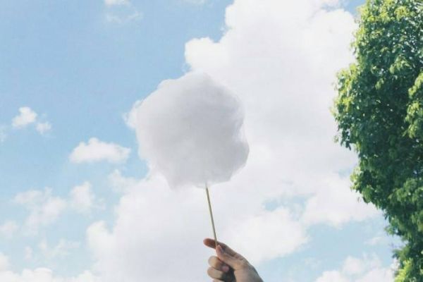 一瞬間戳中你淚點的傷感說說帶圖片1