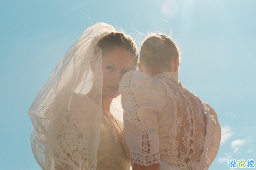 一個人感到孤獨絕望的說說帶圖片 黑夜難以入眠的悲情說說12