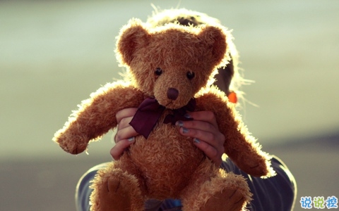 2019微信朋友圈個性說說配圖 手機有電錢包有錢比什么都好6