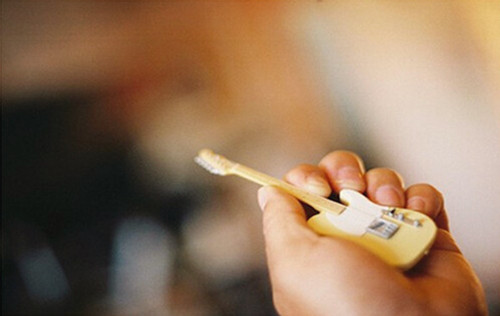 你們當(dāng)年是因?yàn)槭裁炊x擇的如今的大學(xué)呢？2