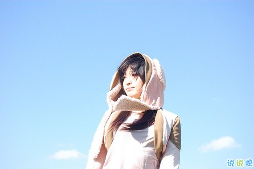 讀起來讓人心痛的情感句子帶圖片 最痛苦的不是不曾擁有而是差一點就可以。11