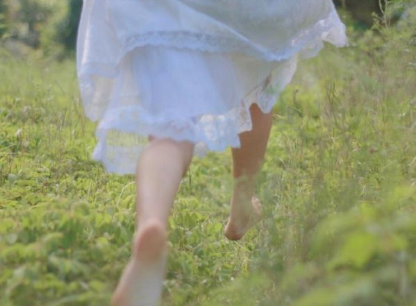 愛情中的甜蜜小句子 喜歡一個人的文藝小清新說說帶圖片2