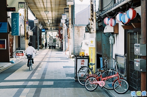 寫(xiě)給傻傻的自己的心情說(shuō)說(shuō) 深夜里感到孤獨(dú)思考人生的心情說(shuō)說(shuō)1
