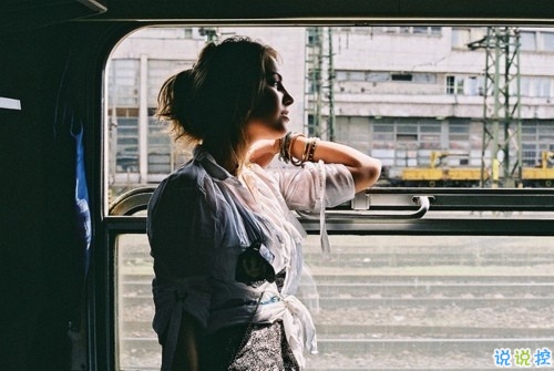 霸氣個(gè)性說說帶圖片情感有關(guān)的 很火爆的微信霸氣說說配圖9