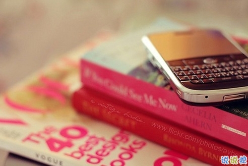 對于感情我認輸?shù)恼f說帶圖片 心碎難過說說感到撕心裂肺14