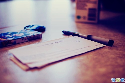 寫給失戀分手后的傷感說說帶圖片 很難過的一個(gè)人感到孤獨(dú)寂寞的說說3