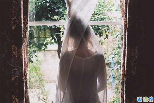 傷感意境適合失戀后發(fā)的說(shuō)說(shuō)帶圖片 不打擾是我的溫柔4