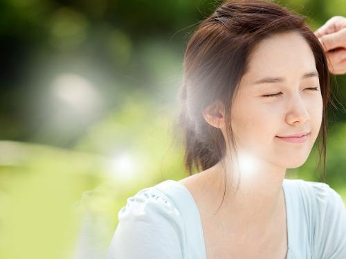 美到讓人窒息的超唯美說說帶圖片 我總是躲在夢(mèng)與季節(jié)的深處12