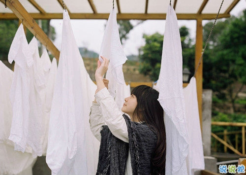 心碎到不敢流淚的傷感說說帶圖片 特別難過想哭的傷感說說20186