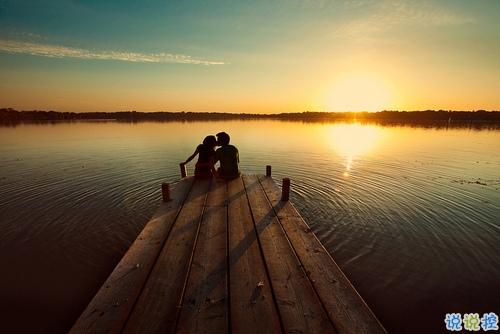 2018再見(jiàn)2019你好朋微信說(shuō)說(shuō) 好聽(tīng)經(jīng)典的說(shuō)說(shuō)大全1