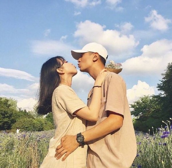 愛情中的甜蜜小句子 適合情侶發(fā)的甜蜜溫暖說說1