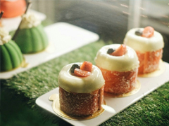 很搞笑的有意思的說(shuō)說(shuō) 長(zhǎng)青春痘是因?yàn)榭蓯?ài)到冒泡