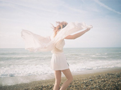 很窩心的陽光勵(lì)志句子 給女生勵(lì)志暖心的句子精選