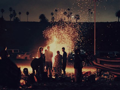 現(xiàn)實又很扎心的一句話經典說說 寫給自己的經典一段話說說