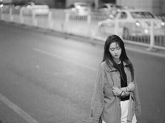 感慨生活的心情說說致自己 最新的心情短語說說看了很心酸