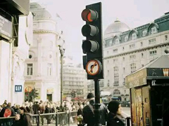 時(shí)間和愛情哪個(gè)更彌久的愛情說說 時(shí)間可能讓我們忘了愛情的說說